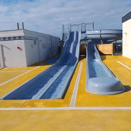 Campsite 4 Etoiles Piscines Et 3 6 Pers - Mallet *